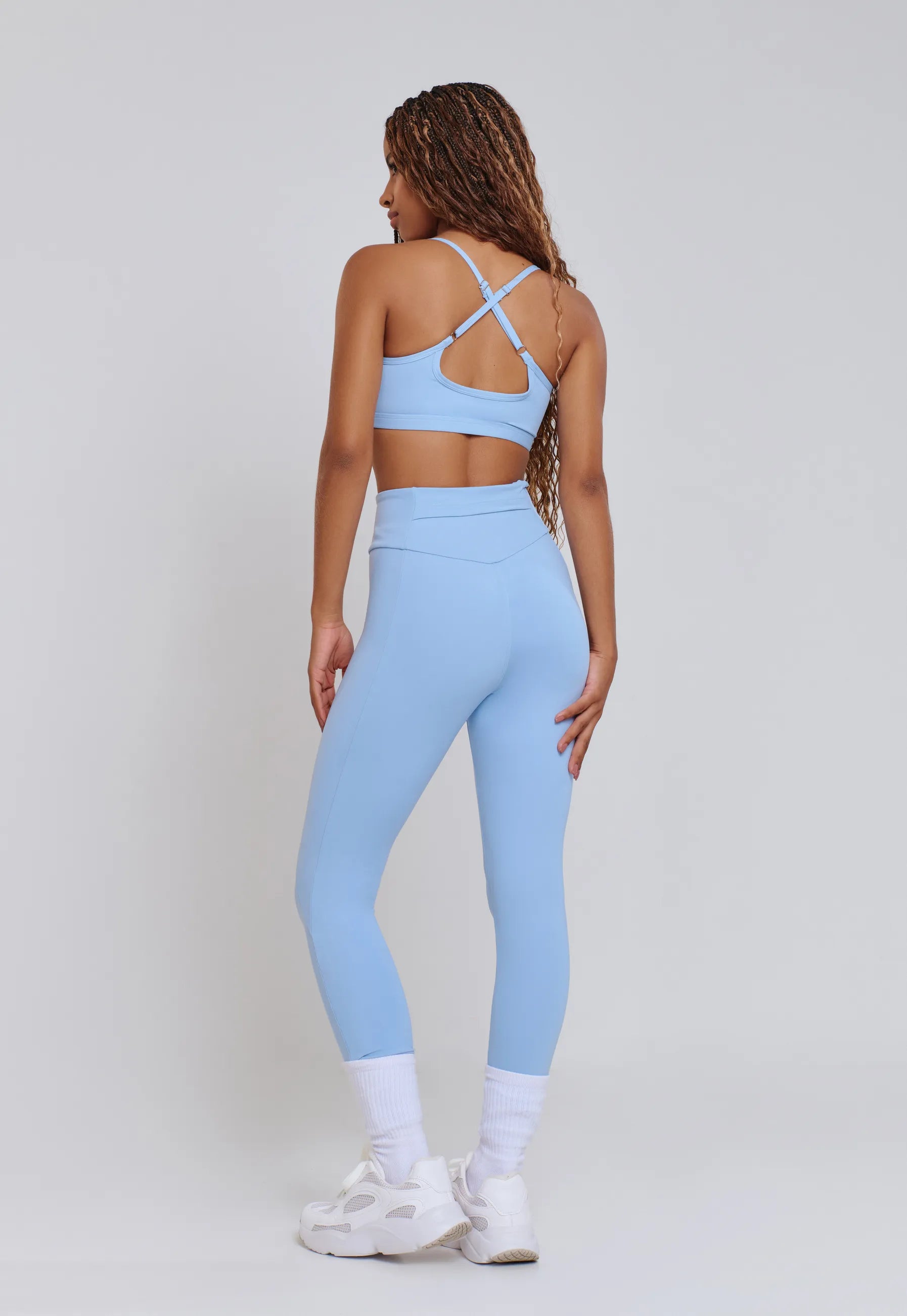 TOP MINIMAL DIFFERENCE BRISA