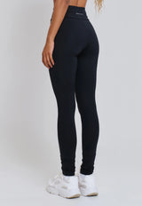 CALÇA LEGGING BÁSICA COM TACO NAS ENTREPERNAS MINIMAL PRETO