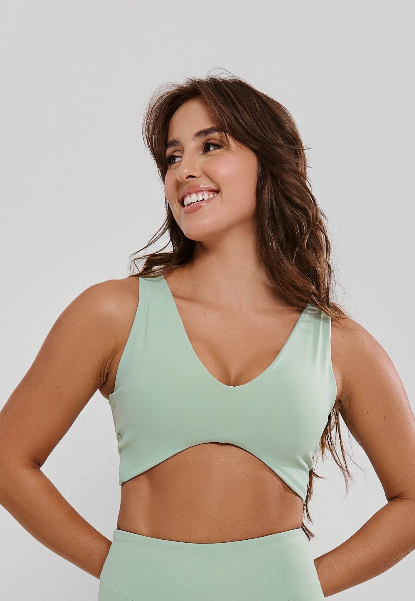 TOP DECOTE V E SILK COSTA  POLIAMIDA - VERDE ALOE