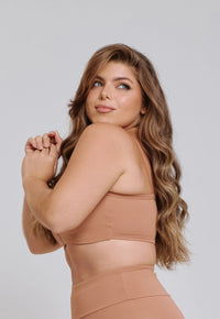 TOP EMBUTIDO DECOTE CANOA MINIMAL MACHIATO