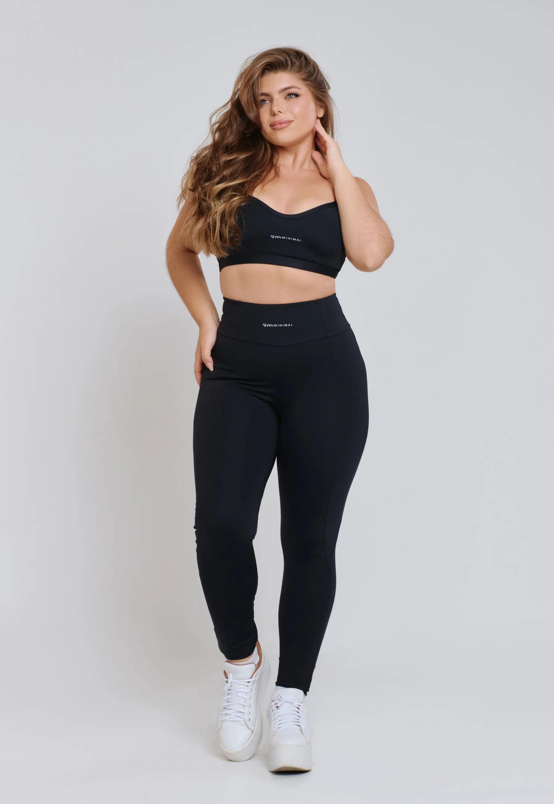 LEGGING COM TACO MINIMAL BOLSO COSTA PRETO