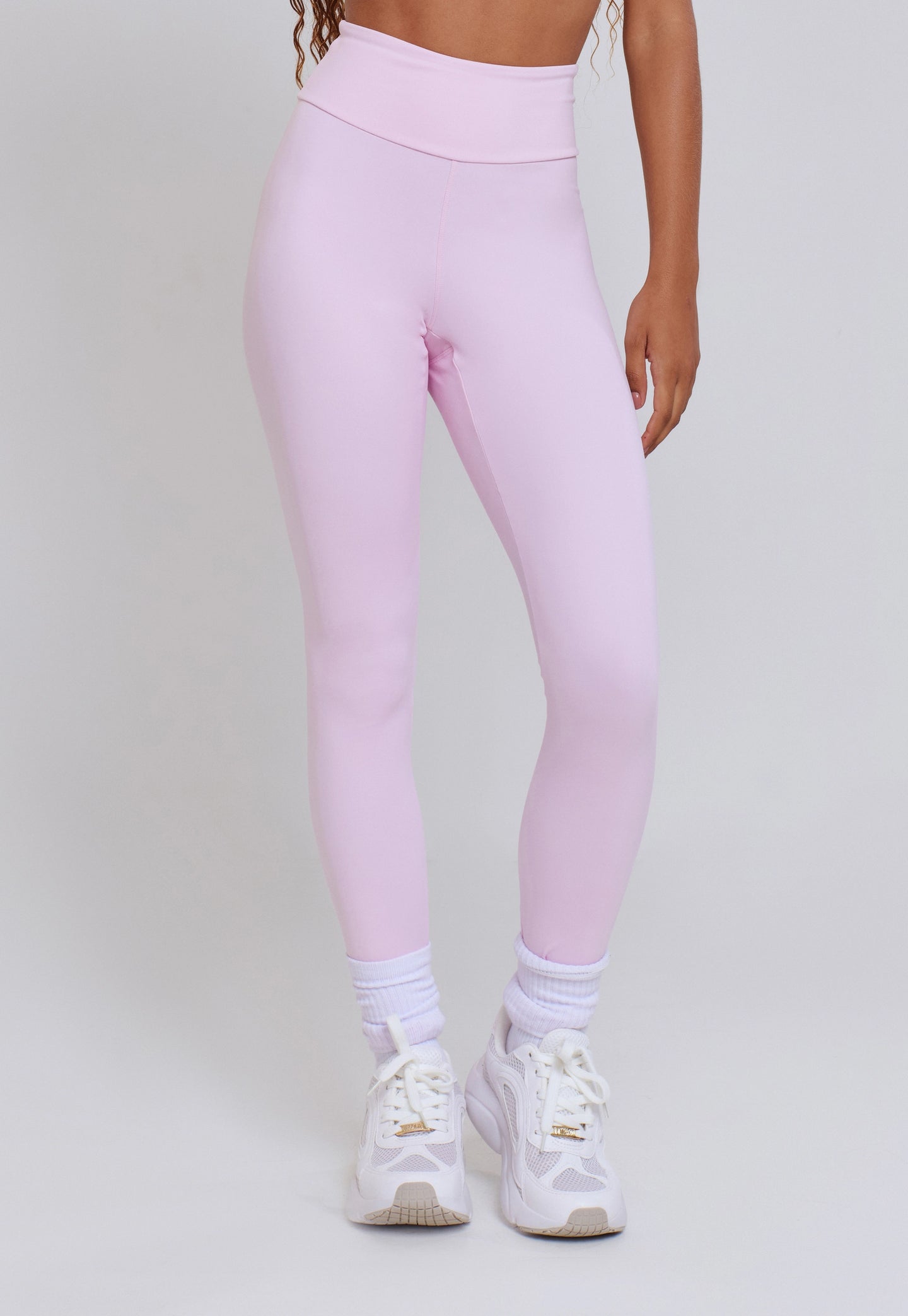 CALÇA LEGGING BÁSICA COM TACO NAS ENTREPERNAS MINIMAL LIGHT PINK